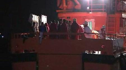 Interceptadas dos pateras en Carboneras, Almería Interceptadas dos pateras en Carboneras, Almería