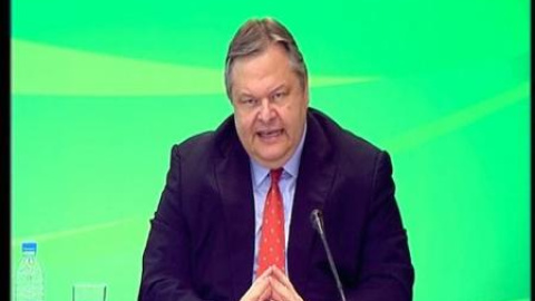Venizelos: "Se está creando una red de seguridad en Europa" Venizelos: "Se está creando una red de seguridad en Europa"