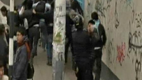 Estudiantes peruanos en pie de guerra Estudiantes peruanos en pie de guerra