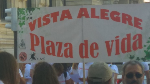 Concentración antitaurina en Bilbao el pasado mes de agosto. / DANILO ALBIN Concentración antitaurina en Bilbao el pasado mes de agosto. / DANILO ALBIN