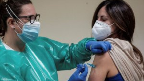 Se suceden los casos de alcaldes vacunados sin pertenecer a ningún grupo de riesgo Se suceden los casos de alcaldes vacunados sin pertenecer a ningún grupo de riesgo