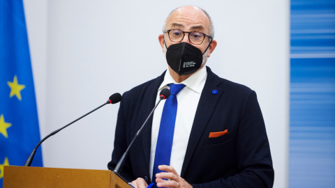 Cantabria, en nivel 4 de alerta, anunciará esta semana "probablemente" nuevas restricciones para frenar la expansión del COVID-19 Cantabria, en nivel 4 de alerta, anunciará esta semana "probablemente" nuevas restricciones para frenar la expansión del COVID-19