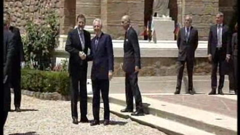 Rajoy recibe a Monti en una jornada decisiva para ambos países Rajoy recibe a Monti en una jornada decisiva para ambos países