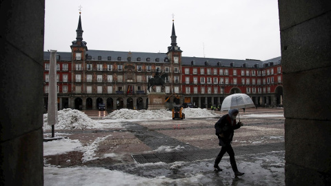 Lluvia en Plaza Mayor de Madrid Lluvia en Plaza Mayor de Madrid
