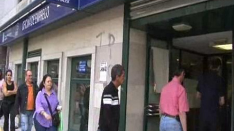 El PSOE estudia tomar medidas si el Gobierno no prorroga la ayuda de 400 euros El PSOE estudia tomar medidas si el Gobierno no prorroga la ayuda de 400 euros
