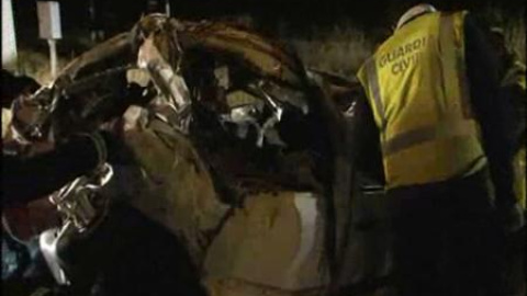 Cinco muertos en las últimas horas en tres accidentes de tráfico Cinco muertos en las últimas horas en tres accidentes de tráfico