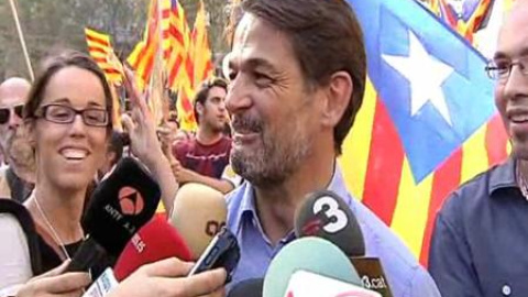 Los políticos catalanes piden la independencia en Barcelona Los políticos catalanes piden la independencia en Barcelona