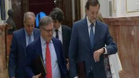 Rajoy advierte a Mas que hará guardar la constitución Rajoy advierte a Mas que hará guardar la constitución