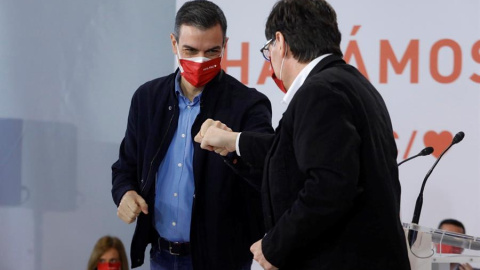 l presidente del Gobierno y secretario general del partido socialista, Pedro Sánchez (i), asiste al acto electoral en Tarragona del candidato a las elecciones regionales de Cataluña, Salvador Illa (d) l presidente del Gobierno y secretario general del partido socialista, Pedro Sánchez (i), asiste al acto electoral en Tarragona del candidato a las elecciones regionales de Cataluña, Salvador Illa (d)