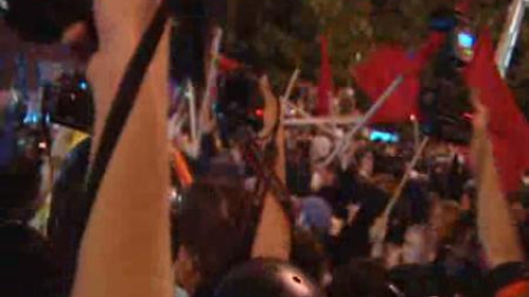 Tercera convocatoria en cinco días para rodear el Congreso Tercera convocatoria en cinco días para rodear el Congreso