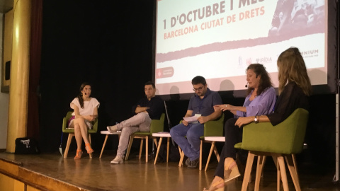 Txell Bonet, David Bondia, Roger Palà, Cristina Fallaràs i Ana Pardo de Vera en el col·loqui 'Demà Pots Ser Tu: defensa del dret a la informació i la llibertat d'expressió" / MD Txell Bonet, David Bondia, Roger Palà, Cristina Fallaràs i Ana Pardo de Vera en el col·loqui 'Demà Pots Ser Tu: defensa del dret a la informació i la llibertat d'expressió" / MD