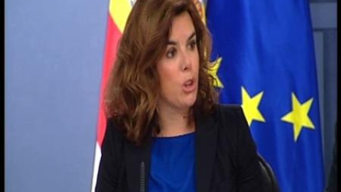 Sáenz de Santamaría: "Nadie puede utilizar a los funcionarios a su antojo" Sáenz de Santamaría: "Nadie puede utilizar a los funcionarios a su antojo"