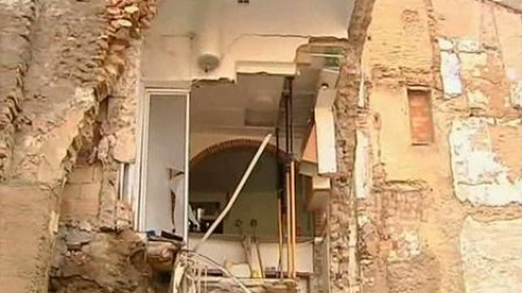 Una casa se derrumba en Tortosa a causa de la lluvia Una casa se derrumba en Tortosa a causa de la lluvia