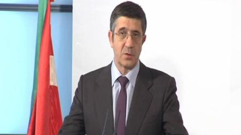 Patxi López ratifica que seguirá al frente del PSE Patxi López ratifica que seguirá al frente del PSE