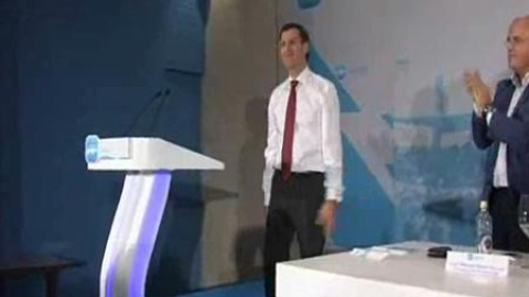 Feijóo brinda la victoria a Fraga: "Don Manuel, va por usted" Feijóo brinda la victoria a Fraga: "Don Manuel, va por usted"
