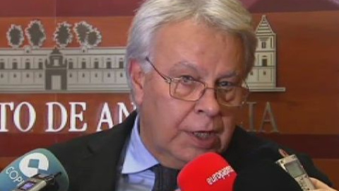 Felipe González pide "prudencia" sobre el caso de Bárcenas Felipe González pide "prudencia" sobre el caso de Bárcenas