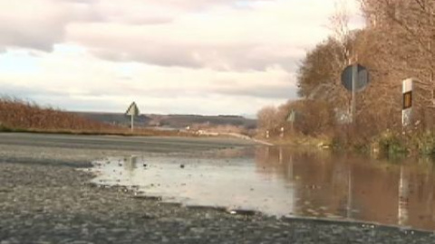 El río Ebro se desborda en el municipio navarro de Castejón El río Ebro se desborda en el municipio navarro de Castejón