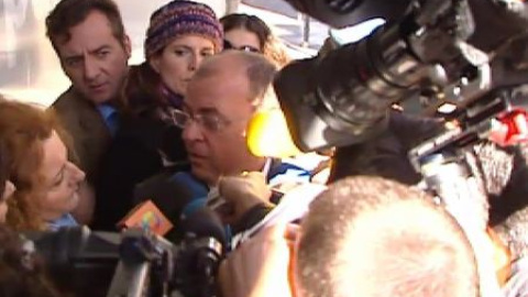 Indignación ciudadana ante la sede del PP Indignación ciudadana ante la sede del PP