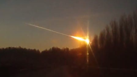 Un meteorito provoca cientos de heridos en Rusia Un meteorito provoca cientos de heridos en Rusia