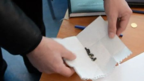 Primeros restos del meteorito que impactó en Rusia Primeros restos del meteorito que impactó en Rusia