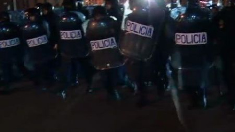 Disturbios y 45 detenidos tras las manifestaciones de la marea ciudadana Disturbios y 45 detenidos tras las manifestaciones de la marea ciudadana