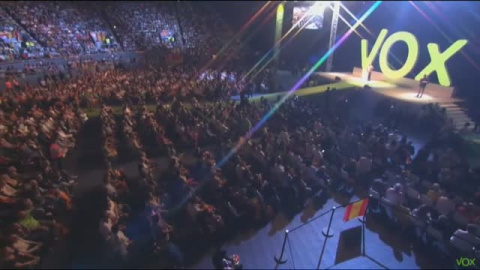 El ascenso de VOX pone nerviosa a la derecha española El ascenso de VOX pone nerviosa a la derecha española