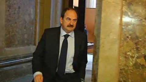 El diputado de Ciu Xavier Crespo guarda silencio El diputado de Ciu Xavier Crespo guarda silencio