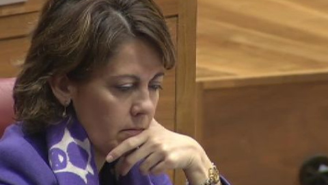 La presidenta de Navarra se enfrenta a una moción de censura La presidenta de Navarra se enfrenta a una moción de censura
