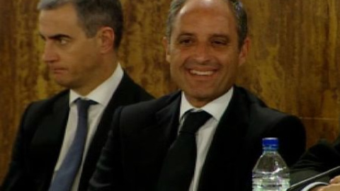 Los trajes de Camps de nuevo a los tribunales Los trajes de Camps de nuevo a los tribunales