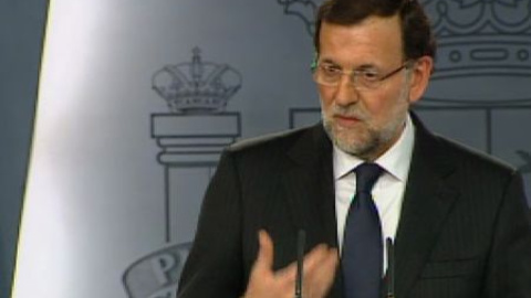 Rajoy: "Una gran mayoría de españoles sigue apoyando a la Monarquía" Rajoy: "Una gran mayoría de españoles sigue apoyando a la Monarquía"
