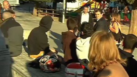 'Escrache lingüístico' contra el presidente de Ciutadans, Albert Rivera 'Escrache lingüístico' contra el presidente de Ciutadans, Albert Rivera