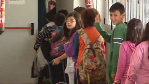 La crisis impone la jornada continua en muchos colegios españoles La crisis impone la jornada continua en muchos colegios españoles