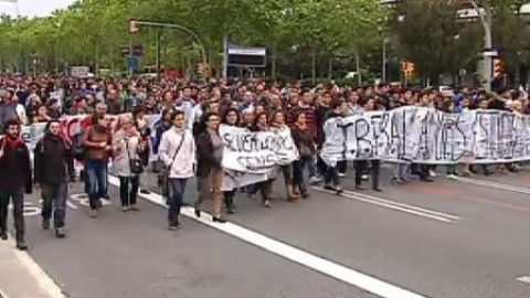 El sector educativo protesta en Barcelona por los recortes El sector educativo protesta en Barcelona por los recortes