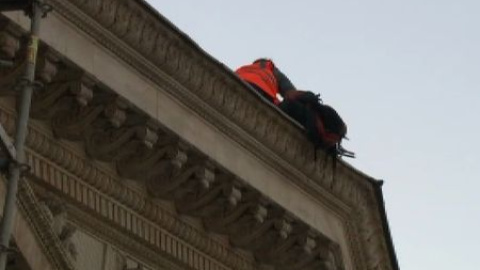 Greenpeace se encarama al Congreso Greenpeace se encarama al Congreso
