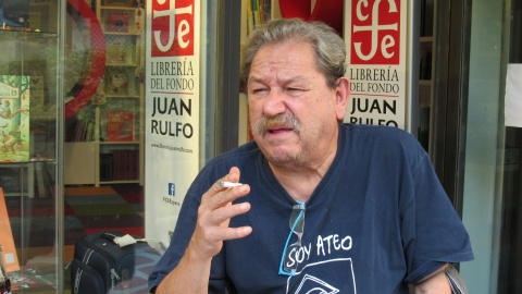 El escritor Paco Ignacio Taibo II, en la Librería Juan Rulfo de Madrid. El escritor Paco Ignacio Taibo II, en la Librería Juan Rulfo de Madrid.