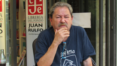 Paco Ignacio Taibo II, padre del detective Belascoarán, que protagonizará una serie de Netflix. Paco Ignacio Taibo II, padre del detective Belascoarán, que protagonizará una serie de Netflix.