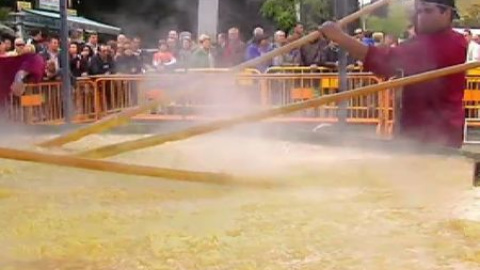 Padrón celebra hoy el día de la tortilla gigante Padrón celebra hoy el día de la tortilla gigante