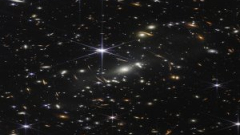 Las razones por las que el telescopio James Webb muestra las estrellas con ocho puntas Las razones por las que el telescopio James Webb muestra las estrellas con ocho puntas