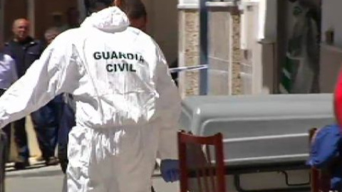 Asesina a su expareja y luego se suicida Asesina a su expareja y luego se suicida