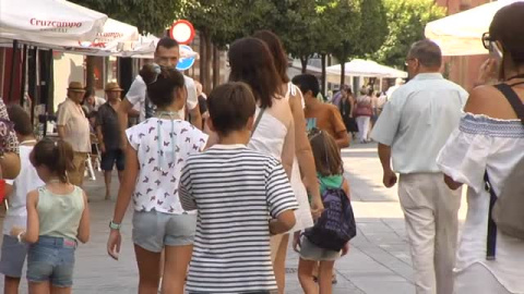 El 30% de los españoles ha cancelado sus vacaciones por la inflación El 30% de los españoles ha cancelado sus vacaciones por la inflación