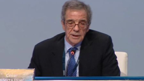 Alierta califica de "muy positiva" la labor de Urdangarín en Telefónica Alierta califica de "muy positiva" la labor de Urdangarín en Telefónica