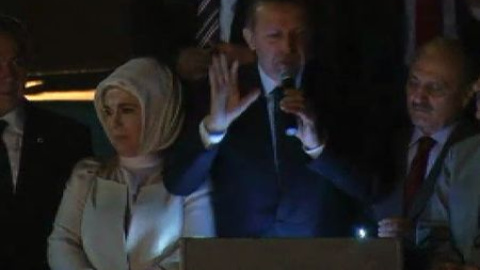 Erdogan vuelve a Turquía tras una semana de protestas Erdogan vuelve a Turquía tras una semana de protestas