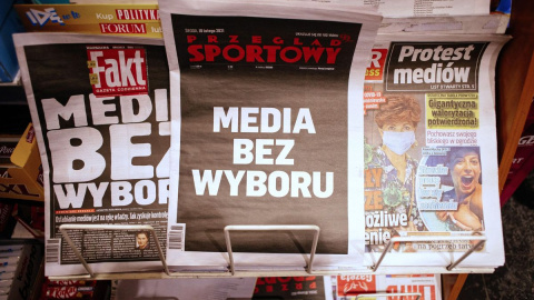 Las portadas de protesta de los medios polacos. Las portadas de protesta de los medios polacos.