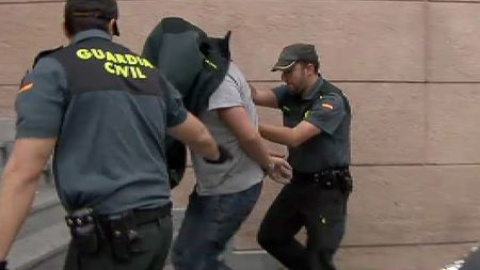 Ocho detenidos por el robo a Camilo Sesto Ocho detenidos por el robo a Camilo Sesto