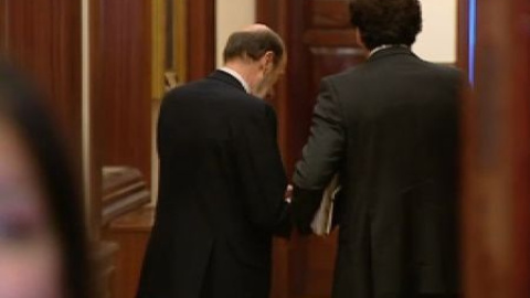 PP y PSOE registran su pacto a dos bandas para la cumbre europea PP y PSOE registran su pacto a dos bandas para la cumbre europea