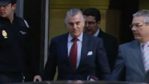 Bárcenas tenía otra cuenta en Suiza con 25 millones de euros más Bárcenas tenía otra cuenta en Suiza con 25 millones de euros más