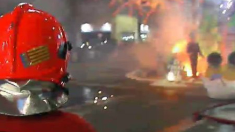 Alicante celebra la "Nit del Cremá" Alicante celebra la "Nit del Cremá"