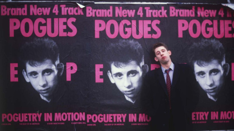 29/06/2022. Crock of Gold, bebiendo con Shane MacGowan