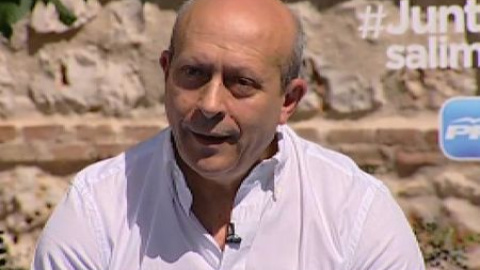 Wert carga contra los que critican la LOMCE "sin habérsela leído" Wert carga contra los que critican la LOMCE "sin habérsela leído"