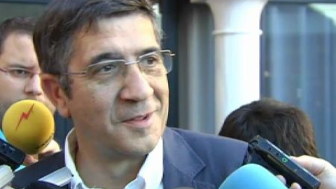 Patxi López: "Hoy no toca hablar de primarias" Patxi López: "Hoy no toca hablar de primarias"